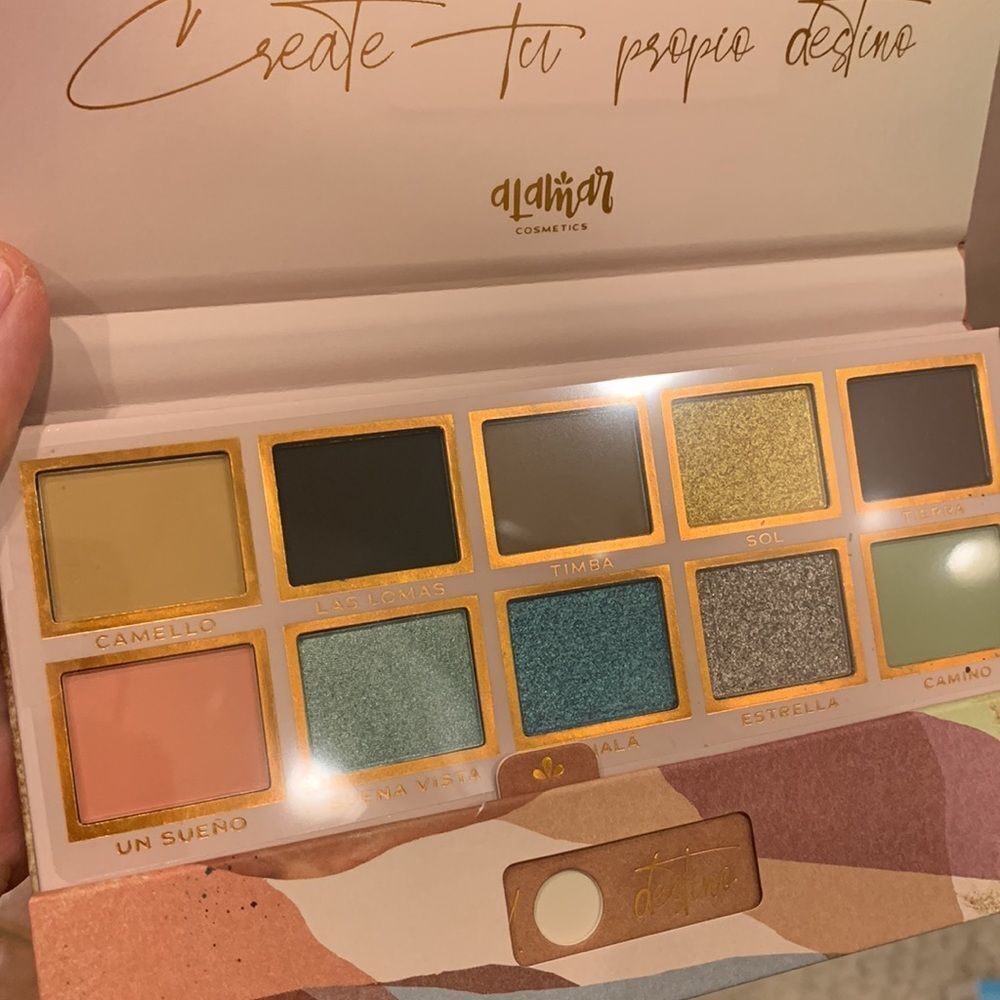 ALAMAR COSMETICS DESTINO EYESHADOW PALETTE - Picture 3 of 7
